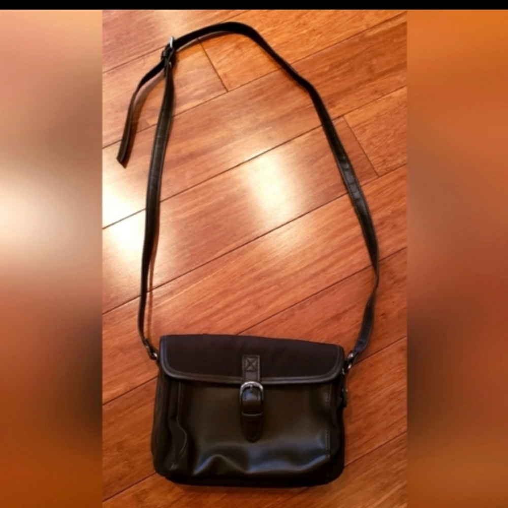 Liz Claiborne Dark Brown Crossbody Bag - Picture 2 of 6